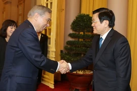 Chủ tịch nước Trương Tấn Sang tiếp ông Osawa Masaki, Thống đốc tỉnh Gunma. (Ảnh: Nguyễn Khang/TTXVN)