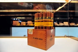 Dòng xìgà Medio Siglo vừa được tung ra thị trường. (Ảnh: Lê Hà/TTXVN)