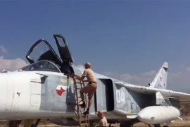 Phi công Nga chuẩn bị cho chiến dịch không kích ở Syria (Nguồn: RT)