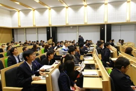 Quang cảnh buổi giao lưu. (Ảnh: Nguyễn Tuyến/Vietnam+)