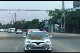 Đoàn xe rước dâu trong mùa dịch COVID-19 ở Hương Khê, Hà Tĩnh. (Ảnh cắt từ clip)