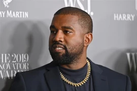 Siêu sao Kanye West tham dự một sự kiện ở New York, Mỹ. (Ảnh: AFP/TTXVN)