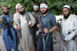 Các tay súng Taliban tại Jalalabad của Afghanistan. (Ảnh: AFP/TTXVN)