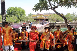 Biểu diễn Nhã nhạc tại Đại Nội, Huế. (Ảnh: Quốc Việt/TTXVN)
