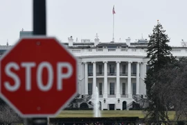 Quang cảnh bên ngoài Nhà Trắng tại Washington D.C., Mỹ, ngày 12/1 vừa qua. (Ảnh: THX/TTXVN)