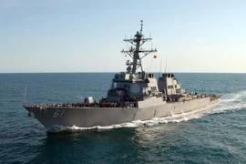 Tàu khu trục USS Ramage của Hải quân Mỹ. (Ảnh: AFP/TTXVN)
