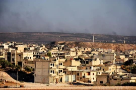 Toàn cảnh thị trấn Khan Shaykhun, tỉnh Idlib ngày 22/8 vừa qua. (Ảnh: THX/TTXVN)