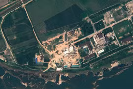 Hình ảnh vệ tinh chụp cơ sở hạt nhân Yongbyon, cách thủ đô Bình Nhưỡng của Triều Tiên 100km về phía bắc, ngày 22/8/2012. (Ảnh: AFP/ TTXVN)