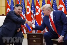 Tổng thống Mỹ Donald Trump và nhà lãnh đạo Triều Tiên Kim Jong-un. (Ảnh: THX/TTXVN)