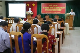 Cập nhật kiến thức về tín ngưỡng, tôn giáo cho cán bộ, công chức chủ chốt ở địa phương. (Ảnh: Ngọc Thiện/TTXVN)