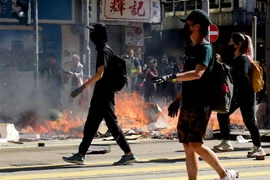 Người biểu tình quá khích tại Hong Kong, Trung Quốc, ngày 11/11/2019. (Nguồn: THX/TTXVN) 
