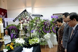 Lễ viếng Cựu Tổng thống Cộng hòa Nam Phi Nelson Mandela tại Thành phố Hồ Chí Minh. (Ảnh: Thế Anh/TTXVN)