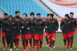 Các tuyển thủ U23 Việt Nam trong buổi tập. (Ảnh: Hoàng Linh/TTXVN) 