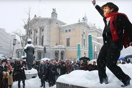 Người dân Na Uy trên đường phố Oslo. (Nguồn: AFP/Getty Images)