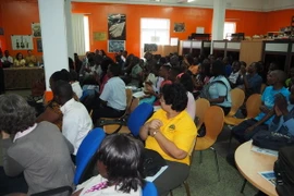 Đông đảo sinh viên quốc tế đến với buổi giao lưu. (Nguồn: Đại sứ quán Việt Nam tại Mozambique)