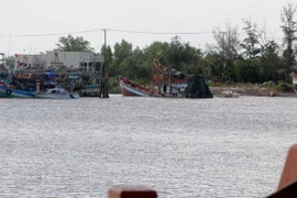 Hiện trường vụ tai nạn chìm tàu. (Ảnh: Huỳnh Sử/TTXVN)