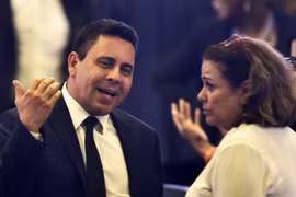 Tân Ngoại trưởng Venezuela Samuel Moncada (trái) tại phiên bế mạc kỳ họp lần thứ 47 của Đại hội đồng OAS ở Cancun, Mexico ngày 21/6. (Nguồn: AFP/TTXVN) 