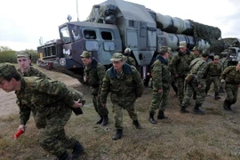 Iran hoan nghênh Nga dỡ bỏ lệnh cấm cung cấp hệ thống S-300