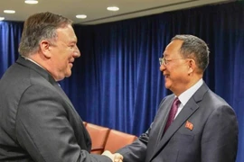 Ngoại trưởng Mỹ Mike Pompeo trong cuộc gặp người đồng cấp Triều Tiên Ri Yong-ho tại New York, Mỹ ngày 26/9/2018. (Nguồn: Yonhap/TTXVN) 