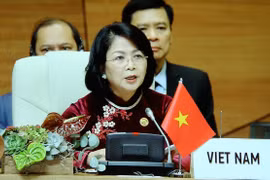 Phó Chủ tịch nước Đặng Thị Ngọc Thịnh dự và phát biểu tại Hội nghị Cấp cao lần thứ 18 Phong trào Không liên kết. (Ảnh: Phương Hoa/TTXVN) 
