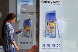 Điện thoại Samsung Galaxy Note FE, phiên bản cải tiến của Galaxy Note 7, được giới thiệu tại Seoul, Hàn Quốc ngày 27/7. (Nguồn: AFP/TTXVN)
