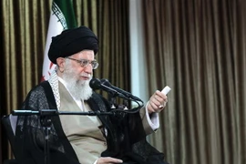 Lãnh tụ tối cao Iran, Đại giáo chủ Ali Khamenei phát biểu tại một cuộc họp ở thủ đô Tehran ngày 21/7. (Nguồn: AFP/TTXVN) 