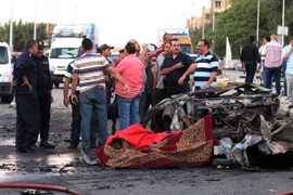 Hiện trường một vụ đánh bom làm 3 người thiệt mạng ở Ai Cập. (Nguồn: AFP/TTXVN)