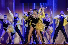 Các vũ công biểu diễn tại Lễ hội Salsa ở Cali, Colombia, ngày 27/9/2019. (Nguồn: AFP/TTXVN) 