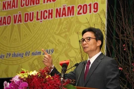 Phó Thủ tướng Vũ Đức Đam phát biểu chỉ đạo tại hội nghị. (Ảnh: Thanh Tùng/TTXVN) 