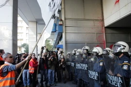 Hy Lạp: Biểu tình rầm rộ phản đối chính sách khắc khổ