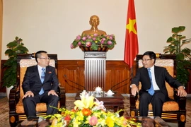 Phó Thủ tướng, Bộ trưởng Ngoại giao Phạm Bình Minh tiếp đại sứ Cộng hòa Dân chủ Nhân dân Triều Tiên Kim Myong Gil. (Ảnh: Phương Hoa/TTXVN)