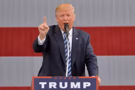 Ông Donald Trump trong chiến dịch vận động tranh cử ở Greensboro, North Carolina ngày 14/10. (Nguồn: AFP/TTXVN)