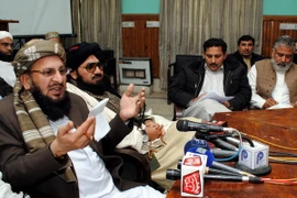 Phiến quân Taliban ở Pakistan kéo dài thời gian ngừng bắn