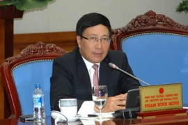 Phó Thủ tướng, Bộ trưởng Bộ Ngoại giao Phạm Bình Minh phát biểu tại Lễ ra mắt Ủy ban Quốc gia APEC 2017. (Ảnh: Doãn Tấn/TTXVN)