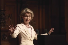 Bộ trưởng Quốc phòng Đức Ursula von der Leyen phát biểu tại một sự kiện ở Hamburg ngày 6/1. (Nguồn: EPA/TTXVN)