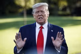 Tổng thống Mỹ Donald Trump phát biểu với báo giới tại Washington, DC ngày 10/10/2019. (Nguồn: THX/TTXVN) 