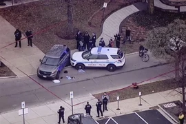 [Video] Nổ súng tại bệnh viện ở Chicago, đối tượng tấn công đã chết