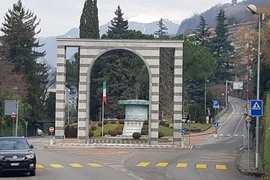 Campione - vùng lãnh thổ Italy nằm gọn trong lòng Thụy Sĩ