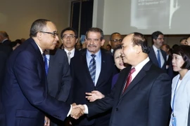 Thủ tướng Nguyễn Xuân Phúc và các đại biểu dự lễ kỷ niệm. (Ảnh: Thống Nhất/TTXVN)