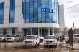 Văn phòng của Tổ chức An ninh và Hợp tác châu Âu ở Luhansk, Ukraine ngày 24/4. (Nguồn: EPA/TTXVN)