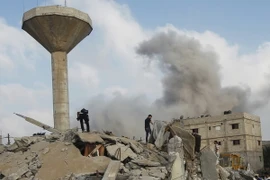 Israel nã pháo vào trường học ở Gaza, 20 người thiệt mạng