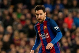 Cầu thủ Lionel Messi trong một trận đấu tại sân vận động Camp Nou ở Barcelona, Tây Ban Nha ngày 7/2. (Nguồn: THX/TTXVN)