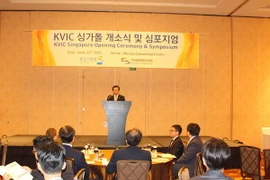 Đại diện Tổng công ty Đầu tư Mạo hiểm Hàn Quốc (KVIC) phát biểu tại lễ ký kết ngày 23/9. (Ảnh: Lê Hải/​Vietnam+)