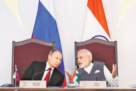 Thủ tướng Ấn Độ Narendra Modi (phải) và Tổng thống Nga Putin. (Nguồn: Reuters)