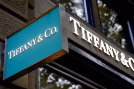 Doanh số bán hàng của Tiffany đang giảm sâu.(Nguồn: Reuters) 