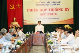 Phó Thủ tướng Chính phủ Vương Đình Huệ chủ trì phiên họp. (Ảnh: Chu Thanh Vân/Vietnam+)