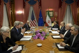Tổng thống Obama nhượng bộ Quốc hội về vấn đề hạt nhân Iran