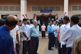 Quang cảnh trước phòng bỏ phiếu tại tỉnh Kandal cuộc bầu cử Thượng viện khóa 4 ở Campuchia. (Ảnh minh họa: Chanh Đa/TTXVN)