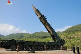 Tên lửa đạn đạo liên lục địa (ICBM) mang tên Hwasong-14 của Triều Tiên được tuyên bố là đã phóng thành công ngày 4/7. (Nguồn: Yonhap/TTXVN)