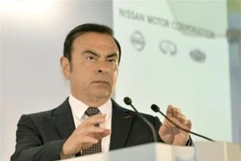 Ông Carlos Ghosn phát biểu trong cuộc họp báo tại Yokohama, Nhật Bản ngày 12/5/2016. (Nguồn: Kyodo/TTXVN) 
